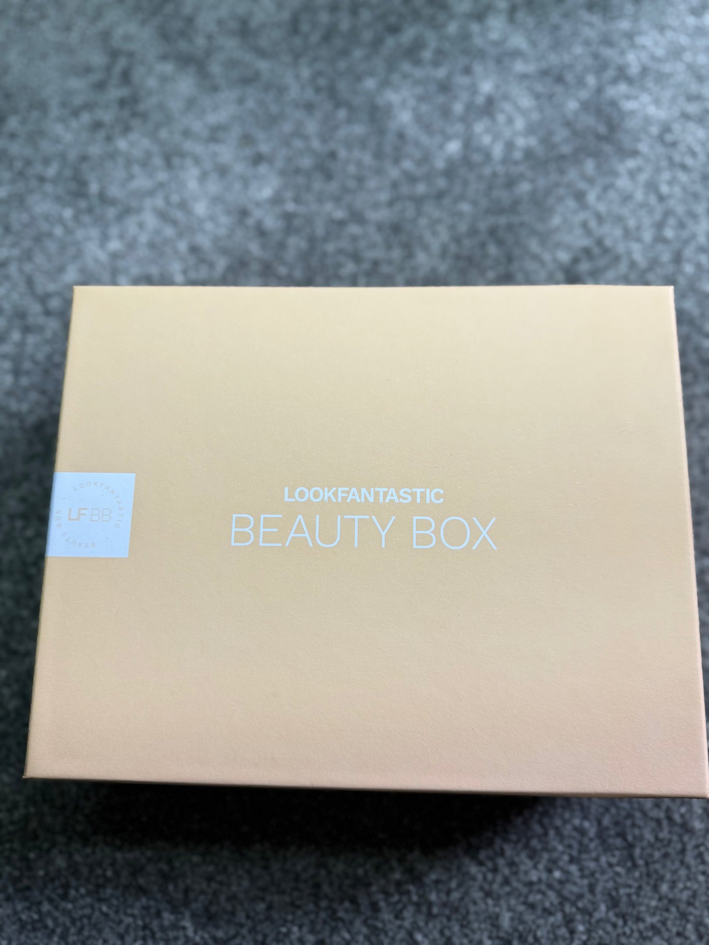 PEACH BEAUTY BOX Worth over £90