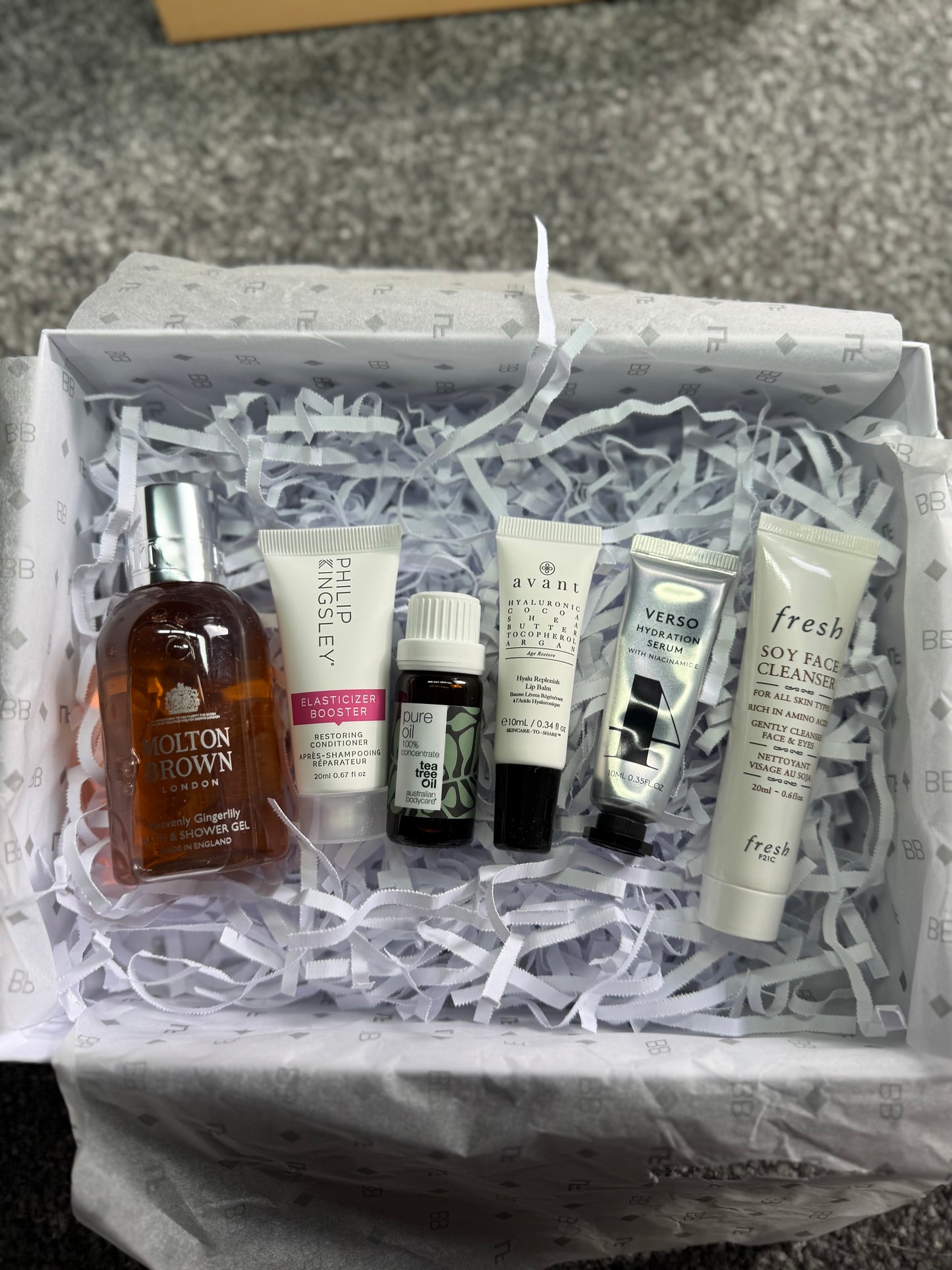 PEACH BEAUTY BOX Worth over £90