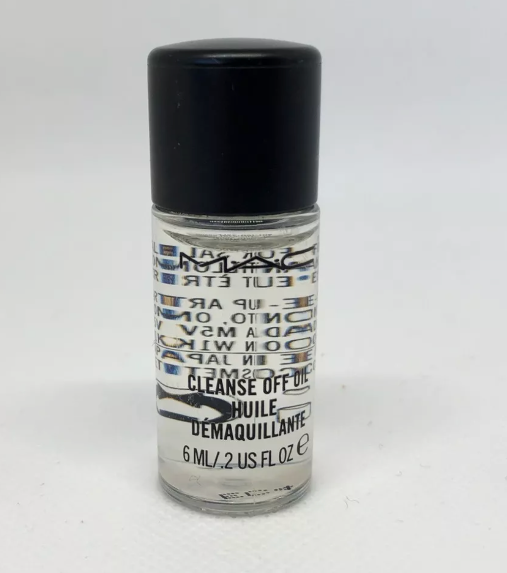 Mac Cleanse Off Oil