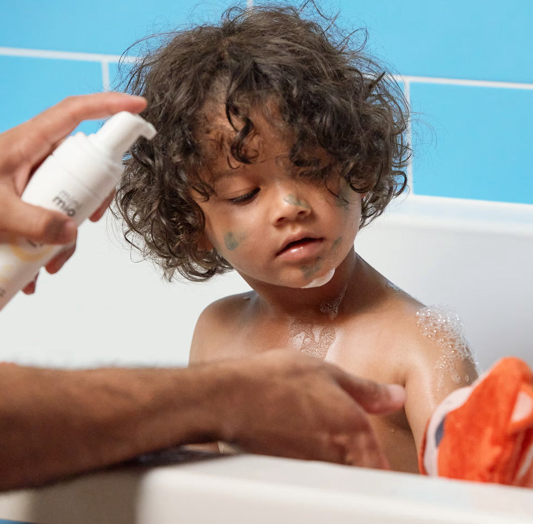 Mama Mio Mini Mio Oh So Clean Foaming Hair and Body Wash 150ml